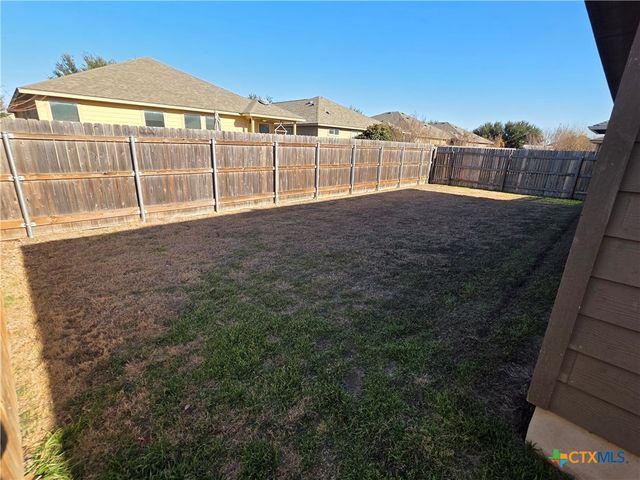 415 Capistrano Drive, San Marcos, TX 78666