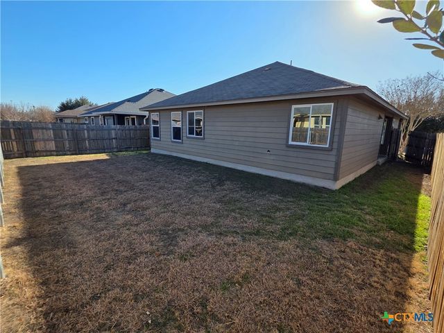 415 Capistrano Drive, San Marcos, TX 78666