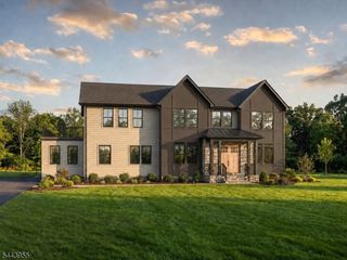5 Guerin Dr, Randolph Twp., NJ 07869
