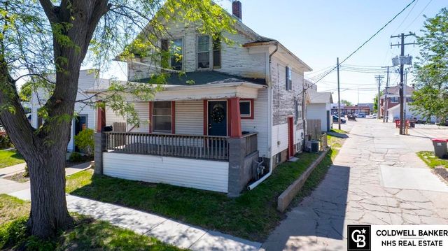 121 N 28th Street, Lincoln, NE 68503