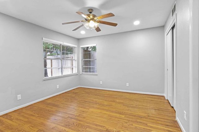 5638 Spellman Road, Houston, TX 77096