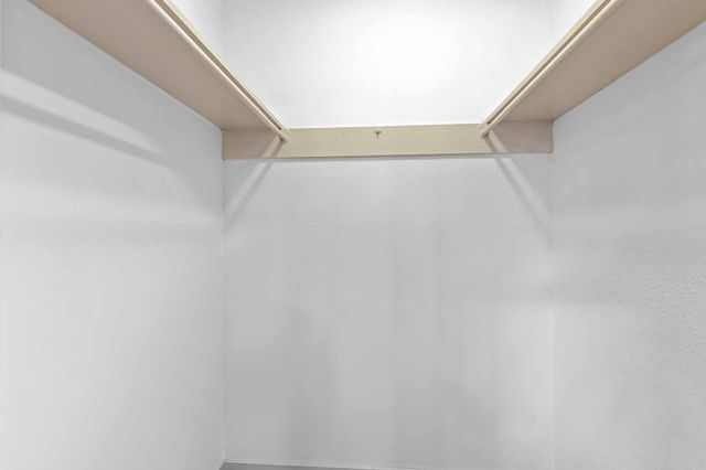 5638 Spellman Road, Houston, TX 77096