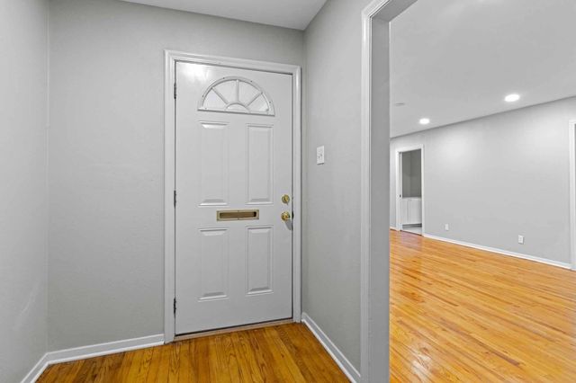 5638 Spellman Road, Houston, TX 77096