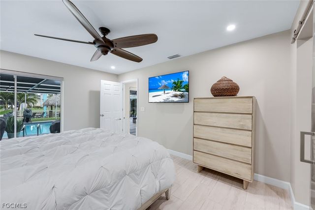 419 Pinecrest CT, Cape Coral, FL 33904