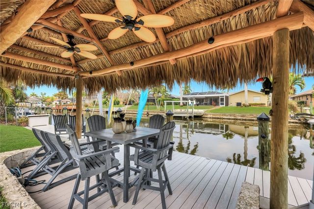 419 Pinecrest CT, Cape Coral, FL 33904