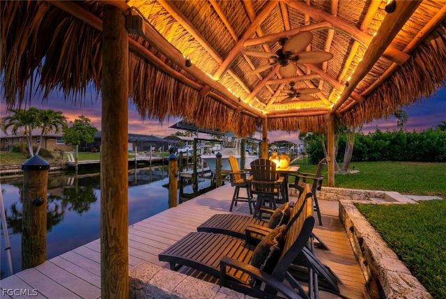 419 Pinecrest CT, Cape Coral, FL 33904