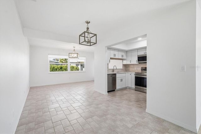 1023 BEACH MANOR CIRCLE 49, Venice, FL 34285