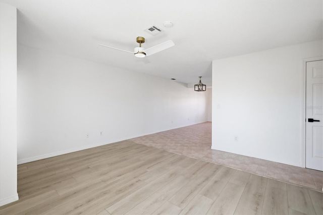 1023 BEACH MANOR CIRCLE 49, Venice, FL 34285