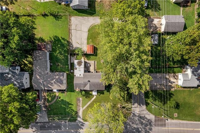 10401 E 35TH Street, Independence, MO 64052