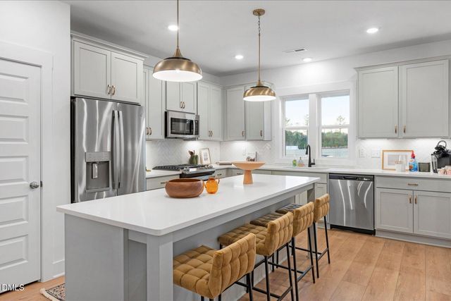 2800 Mar Bonita Road, Knightdale, NC 27545