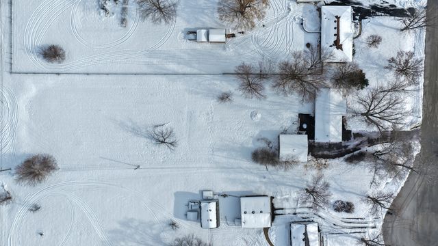 946 W Arlington Lane, Crete, IL 60417