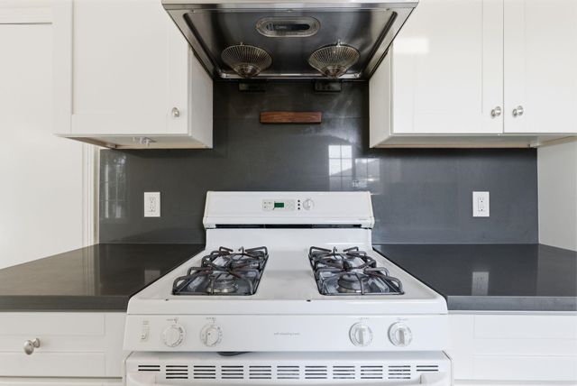 10 E Vivian Dr, Pleasant Hill, CA 94523