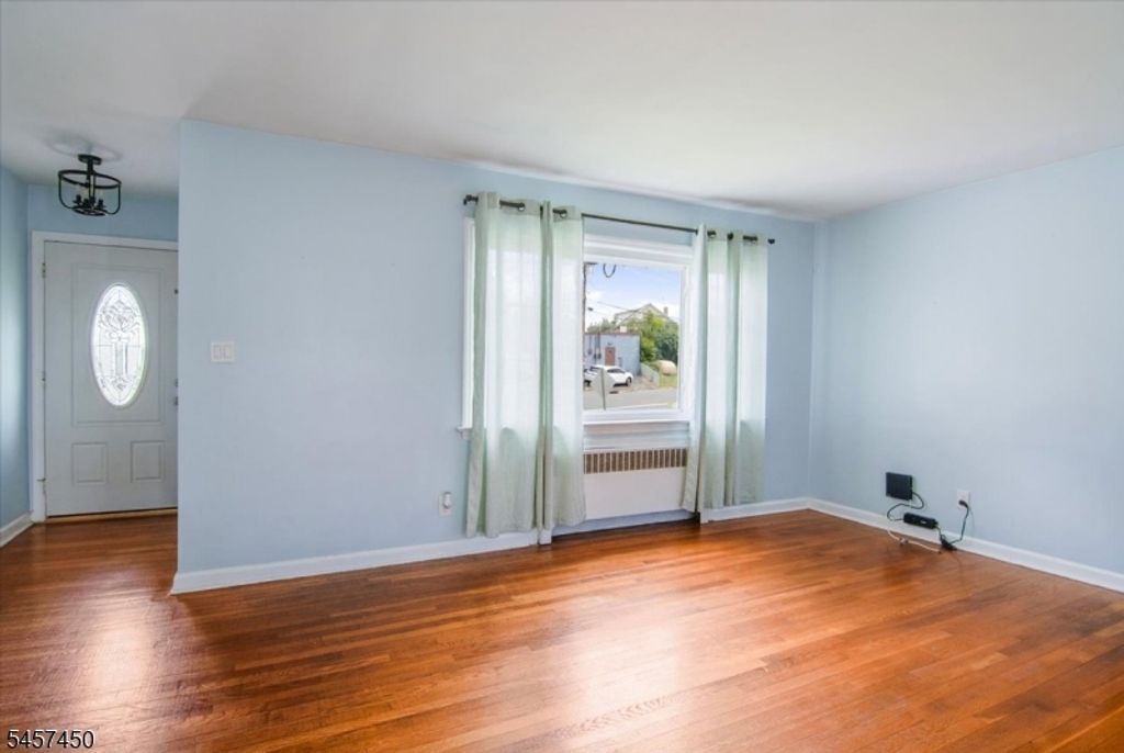 234 Aldene Rd, Roselle Boro, NJ 07203 — photo 4