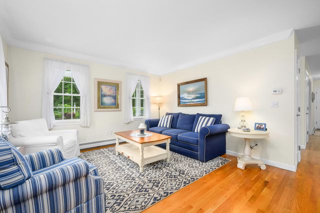 91 Williston Road, Sagamore Beach, MA 02562