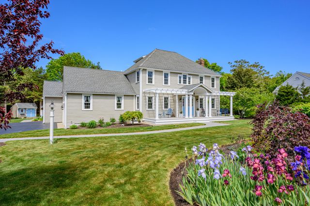 91 Williston Road, Sagamore Beach, MA 02562