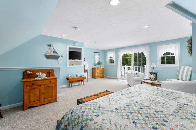 91 Williston Road, Sagamore Beach, MA 02562