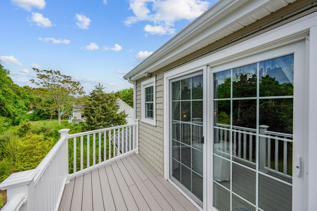 91 Williston Road, Sagamore Beach, MA 02562