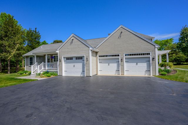 91 Williston Road, Sagamore Beach, MA 02562