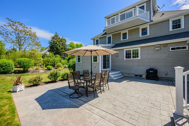 91 Williston Road, Sagamore Beach, MA 02562