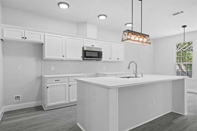 743 Ella Avenue, Dallas, TX 75217