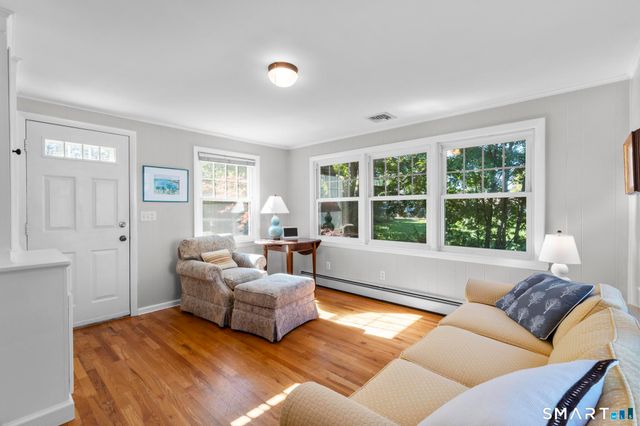 12 Palmer Woods Circle, Branford, CT 06405