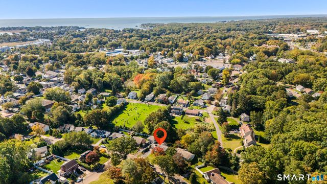 12 Palmer Woods Circle, Branford, CT 06405