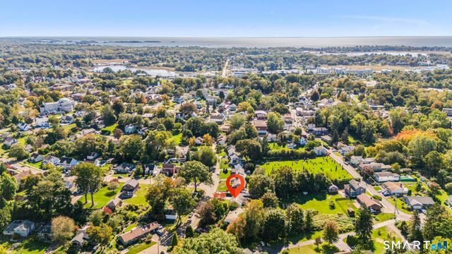 12 Palmer Woods Circle, Branford, CT 06405