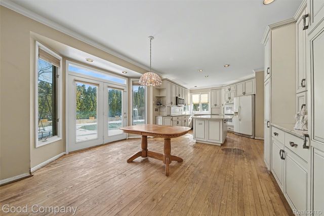 41714 Dukesbury Court, Novi, MI 48375