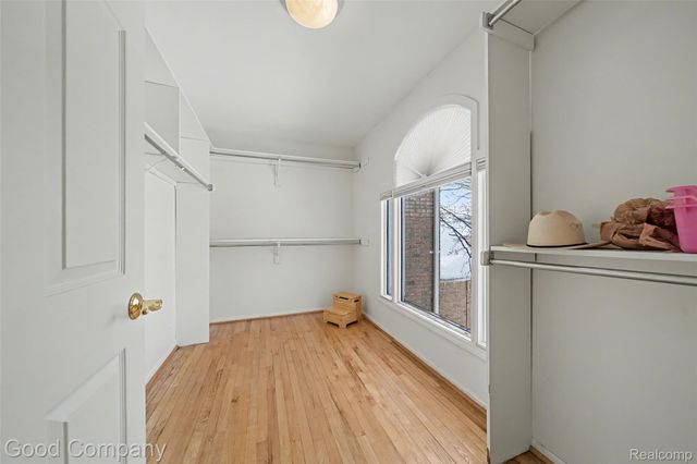 41714 Dukesbury Court, Novi, MI 48375