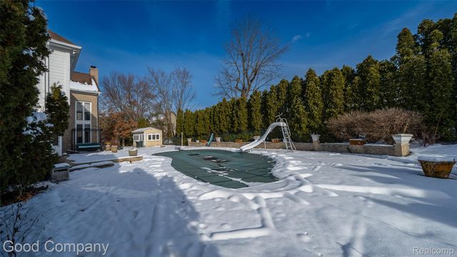 41714 Dukesbury Court, Novi, MI 48375