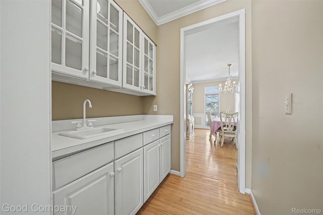 41714 Dukesbury Court, Novi, MI 48375