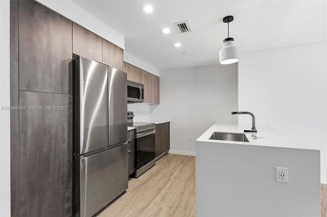 697 N Miami Avenue 1810, Miami, FL 33136