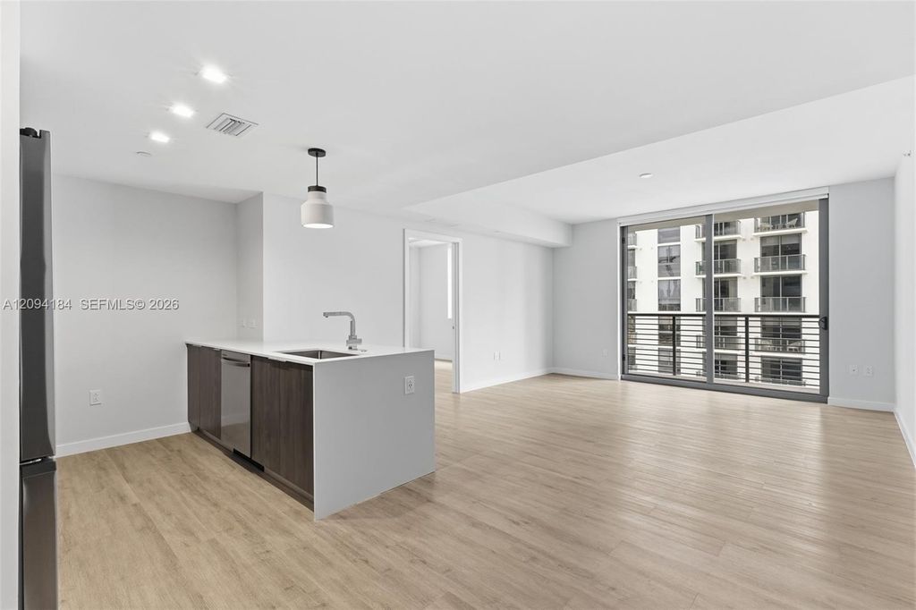 697 N Miami Avenue 1810, Miami, FL 33136