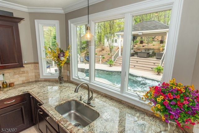 11 Surrey Ln, Sparta Twp., NJ 07871