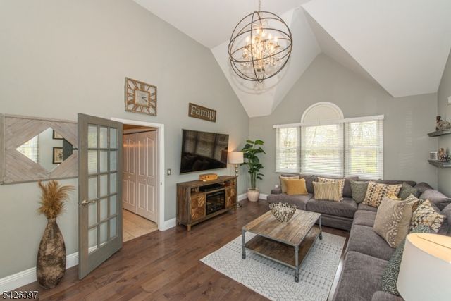11 Surrey Ln, Sparta Twp., NJ 07871