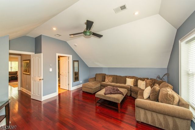 11 Surrey Ln, Sparta Twp., NJ 07871