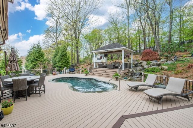 11 Surrey Ln, Sparta Twp., NJ 07871