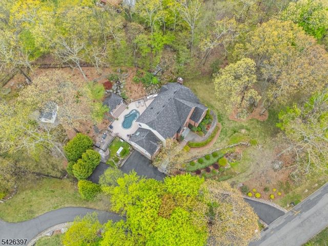 11 Surrey Ln, Sparta Twp., NJ 07871