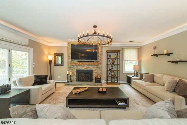 11 Surrey Ln, Sparta Twp., NJ 07871
