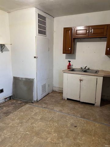 1416 1418 W Eichel Avenue, Evansville, IN 47710