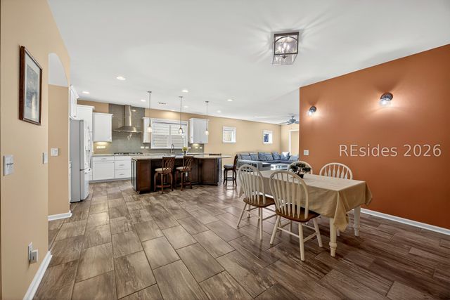 801 Village Green Ln, Okatie, SC 29909