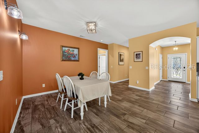 801 Village Green Ln, Okatie, SC 29909