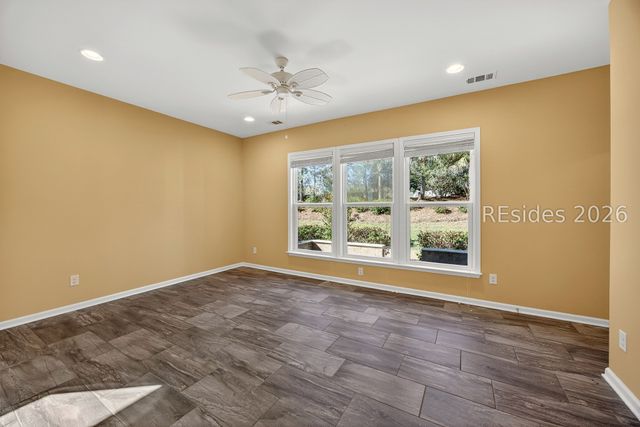 801 Village Green Ln, Okatie, SC 29909