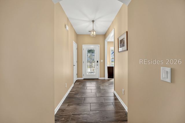 801 Village Green Ln, Okatie, SC 29909