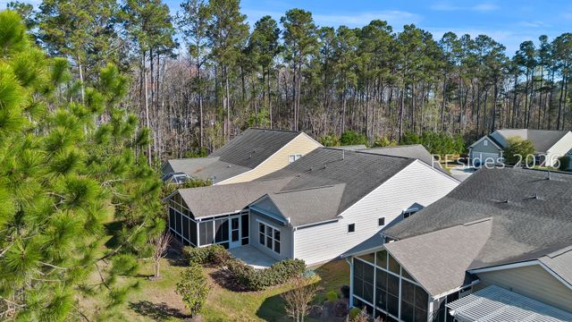 801 Village Green Ln, Okatie, SC 29909