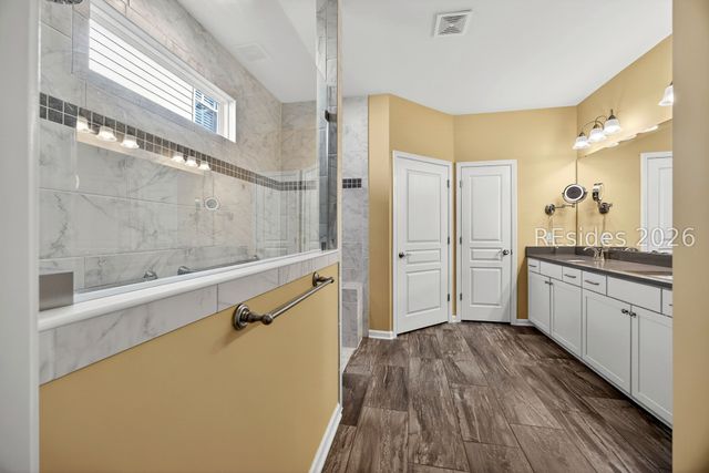 801 Village Green Ln, Okatie, SC 29909