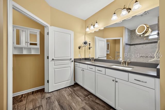 801 Village Green Ln, Okatie, SC 29909