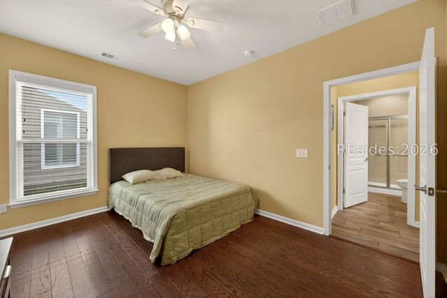 801 Village Green Ln, Okatie, SC 29909