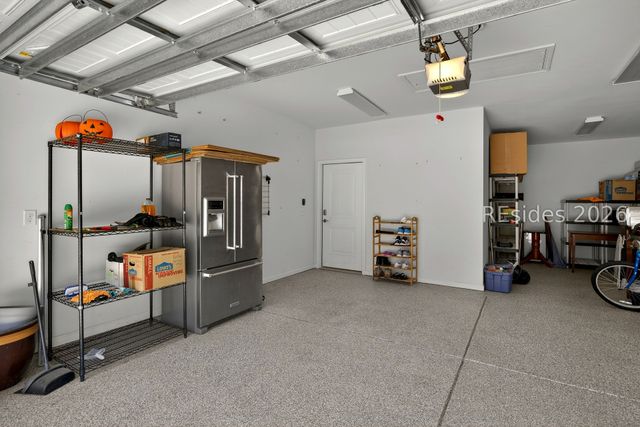 801 Village Green Ln, Okatie, SC 29909