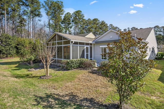 801 Village Green Ln, Okatie, SC 29909